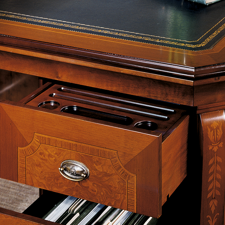 executive desk leather top albeniz traditional Hurtado
                                            (imagen 4 de 6)