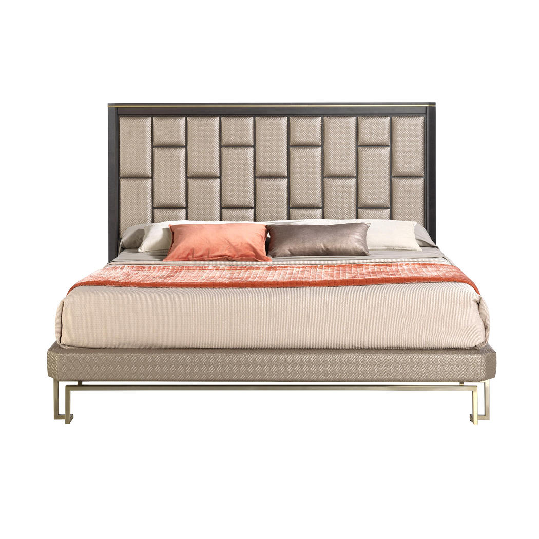 upholstered king size bed usa bond evolution Hurtado
                                            (imagen 2 de 6)