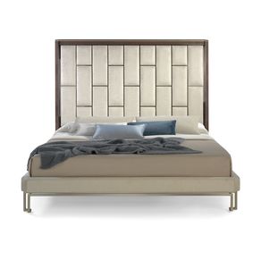 upholstered queen size bed :
                                    BOND : EVOLUTION : HURTADO